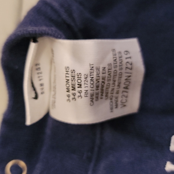 Newborn 3-6 month Nike One Piece - Picture 2 of 3